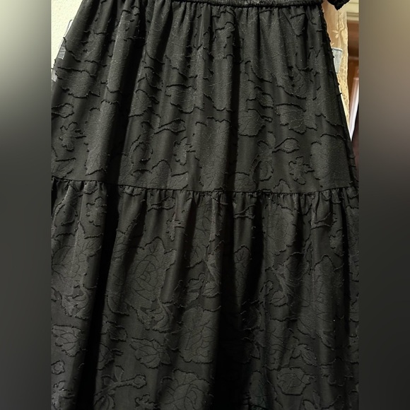 Black Floral Lace Midi Dress Puff Sleeve NWOT - Picture 7 of 7